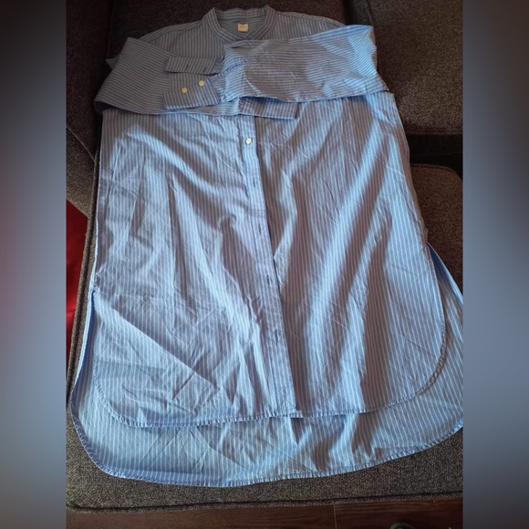 Hi-lo tailored stripe shirt - Picture 5 of 10